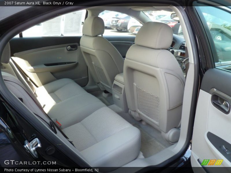 Black Onyx / Gray 2007 Saturn Aura XE
