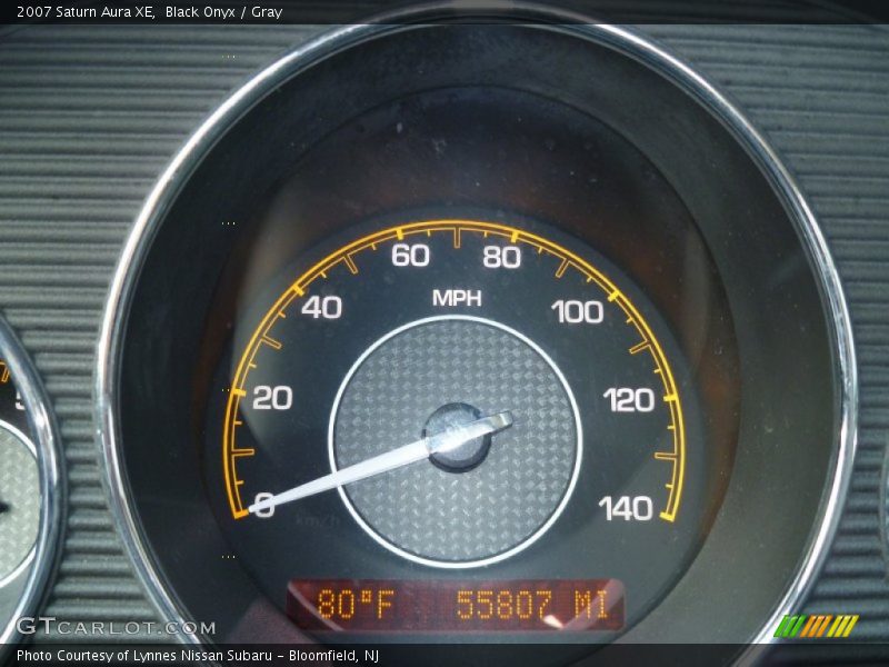 Black Onyx / Gray 2007 Saturn Aura XE