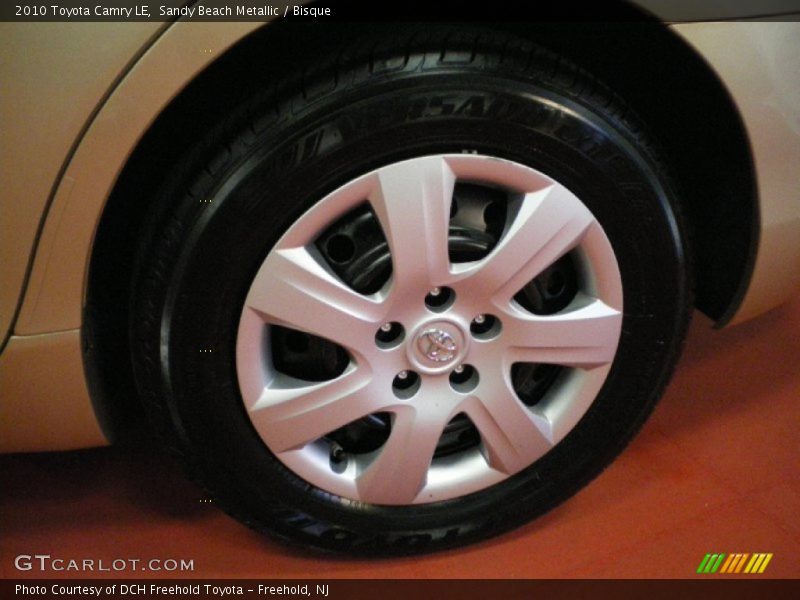 Sandy Beach Metallic / Bisque 2010 Toyota Camry LE