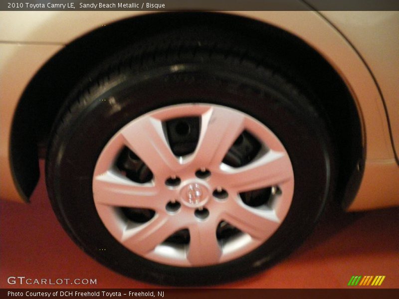 Sandy Beach Metallic / Bisque 2010 Toyota Camry LE