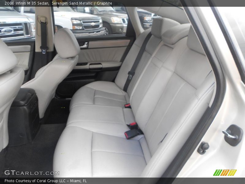 Serengeti Sand Metallic / Graphite 2006 Infiniti M 35 Sedan