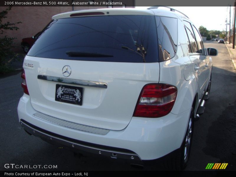 Alabaster White / Macadamia 2006 Mercedes-Benz ML 500 4Matic