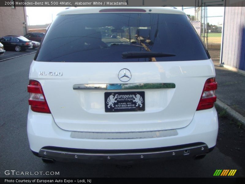 Alabaster White / Macadamia 2006 Mercedes-Benz ML 500 4Matic