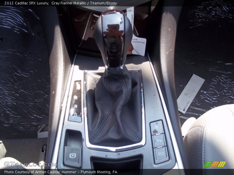 Gray Flannel Metallic / Titanium/Ebony 2012 Cadillac SRX Luxury