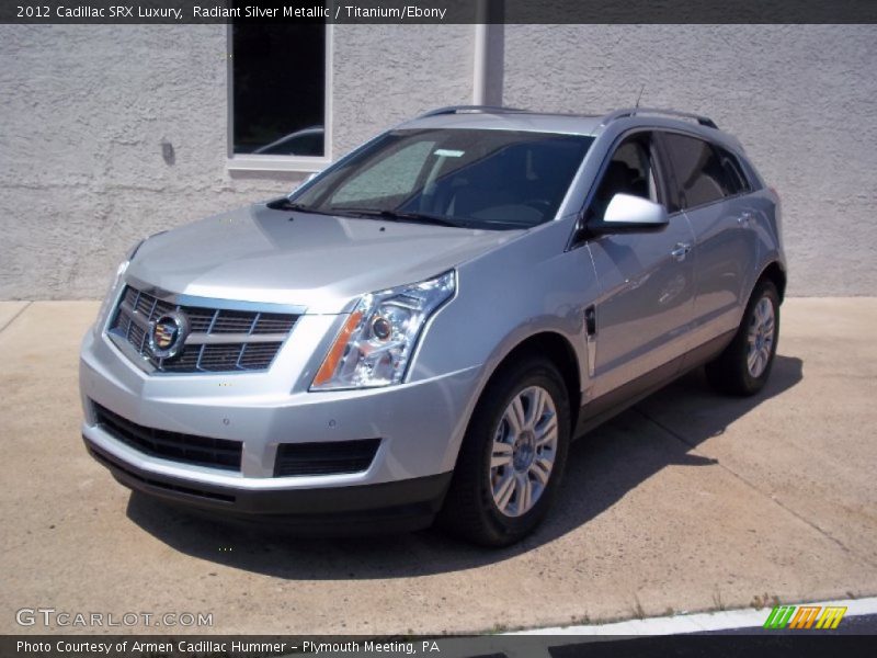 Radiant Silver Metallic / Titanium/Ebony 2012 Cadillac SRX Luxury
