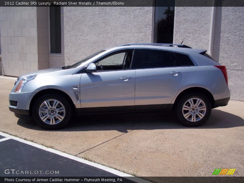 Radiant Silver Metallic / Titanium/Ebony 2012 Cadillac SRX Luxury