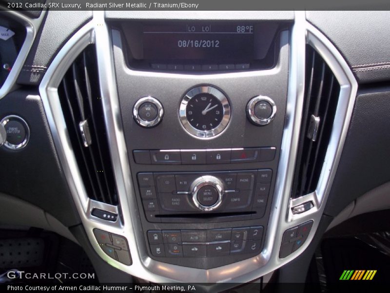 Radiant Silver Metallic / Titanium/Ebony 2012 Cadillac SRX Luxury