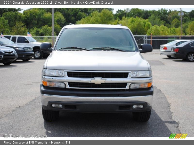 Silver Birch Metallic / Gray/Dark Charcoal 2004 Chevrolet Suburban 1500 LS