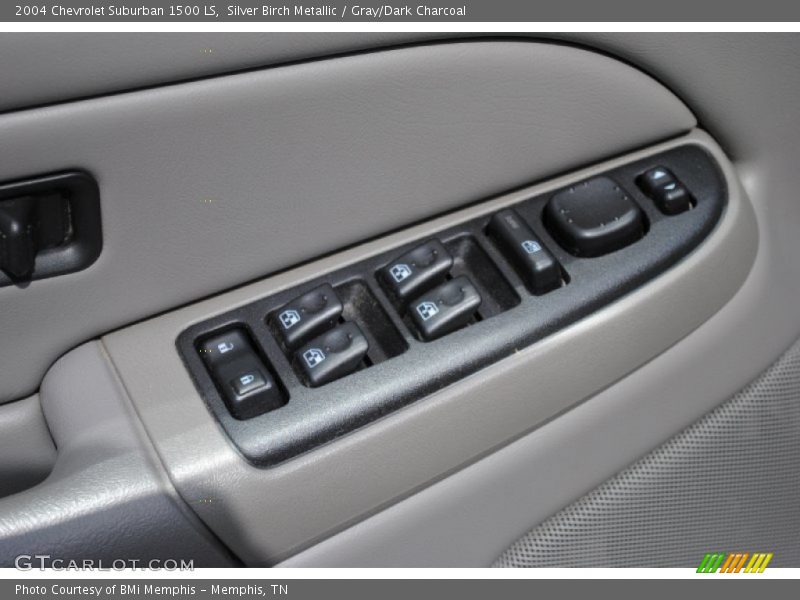 Silver Birch Metallic / Gray/Dark Charcoal 2004 Chevrolet Suburban 1500 LS