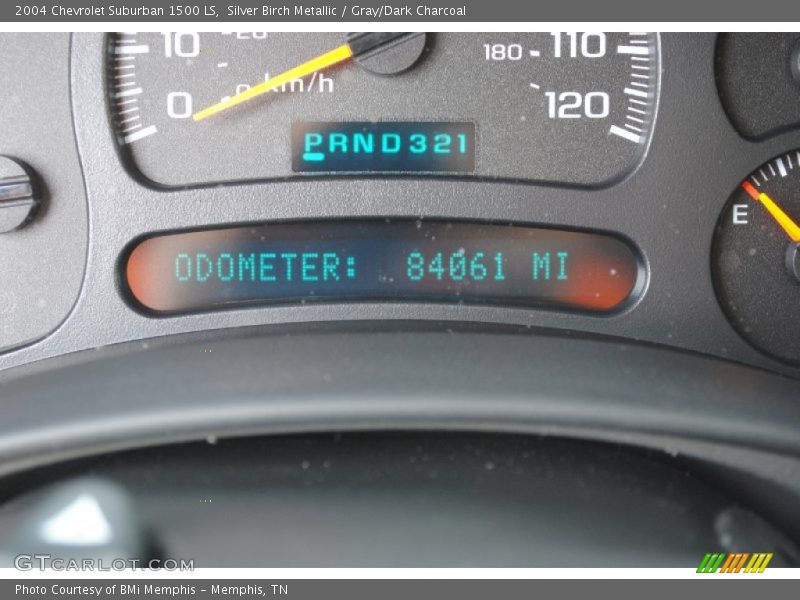 Silver Birch Metallic / Gray/Dark Charcoal 2004 Chevrolet Suburban 1500 LS