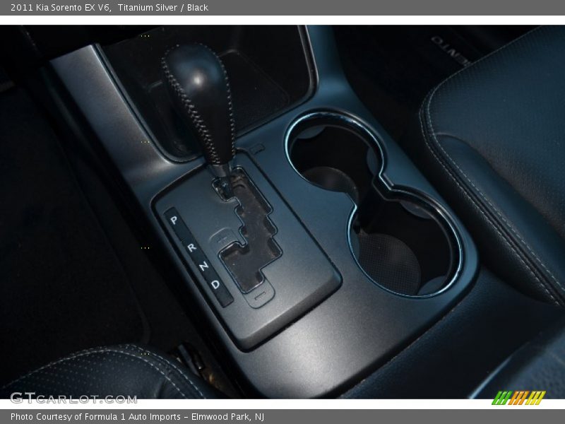 Titanium Silver / Black 2011 Kia Sorento EX V6