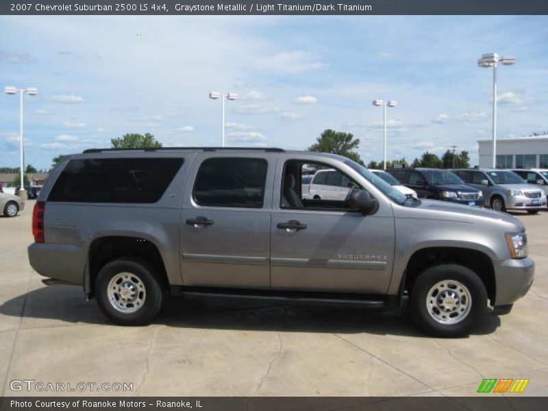 Graystone Metallic / Light Titanium/Dark Titanium 2007 Chevrolet Suburban 2500 LS 4x4