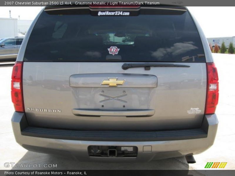 Graystone Metallic / Light Titanium/Dark Titanium 2007 Chevrolet Suburban 2500 LS 4x4