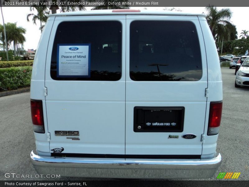 Oxford White / Medium Flint 2011 Ford E Series Van E350 XLT Extended Passenger