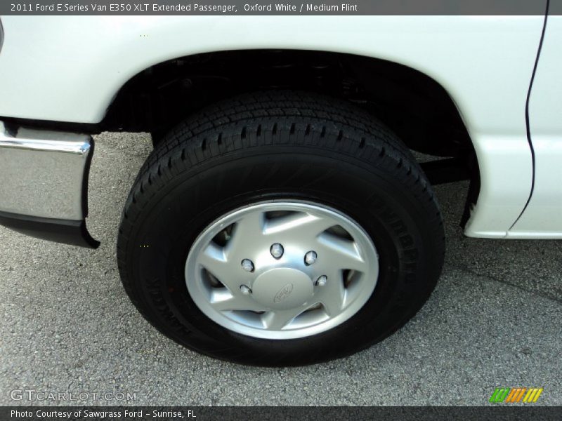 Oxford White / Medium Flint 2011 Ford E Series Van E350 XLT Extended Passenger