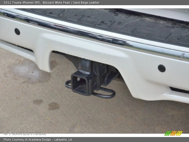Blizzard White Pearl / Sand Beige Leather 2011 Toyota 4Runner SR5