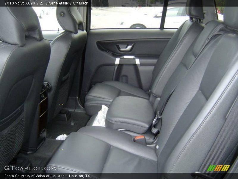 Silver Metallic / Off Black 2010 Volvo XC90 3.2