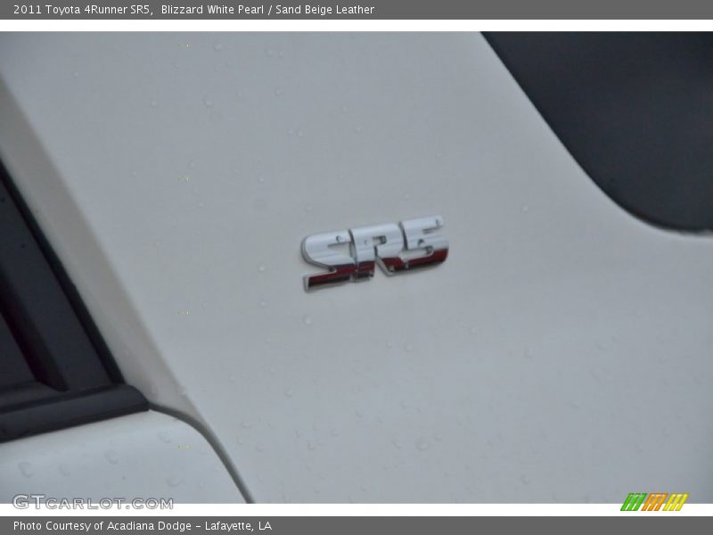 Blizzard White Pearl / Sand Beige Leather 2011 Toyota 4Runner SR5