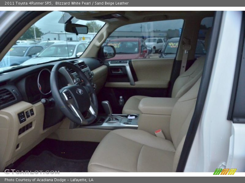 Blizzard White Pearl / Sand Beige Leather 2011 Toyota 4Runner SR5