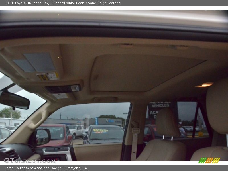 Blizzard White Pearl / Sand Beige Leather 2011 Toyota 4Runner SR5