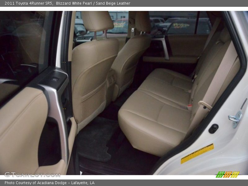 Blizzard White Pearl / Sand Beige Leather 2011 Toyota 4Runner SR5