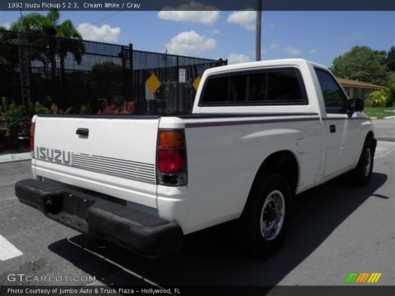 Cream White / Gray 1992 Isuzu Pickup S 2.3