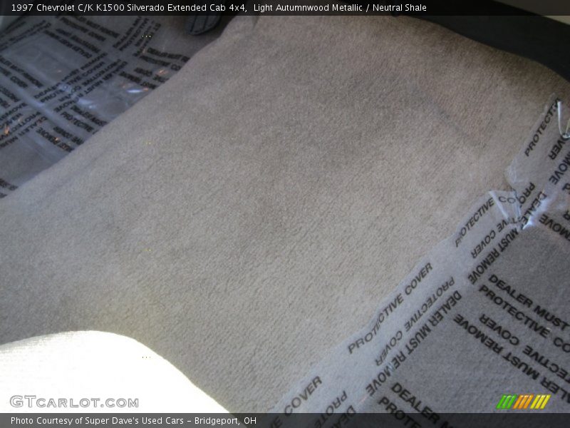 Light Autumnwood Metallic / Neutral Shale 1997 Chevrolet C/K K1500 Silverado Extended Cab 4x4