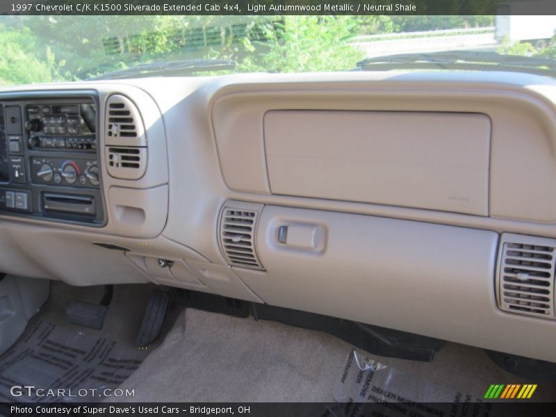 Light Autumnwood Metallic / Neutral Shale 1997 Chevrolet C/K K1500 Silverado Extended Cab 4x4
