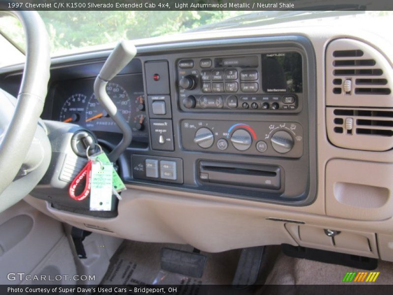 Controls of 1997 C/K K1500 Silverado Extended Cab 4x4
