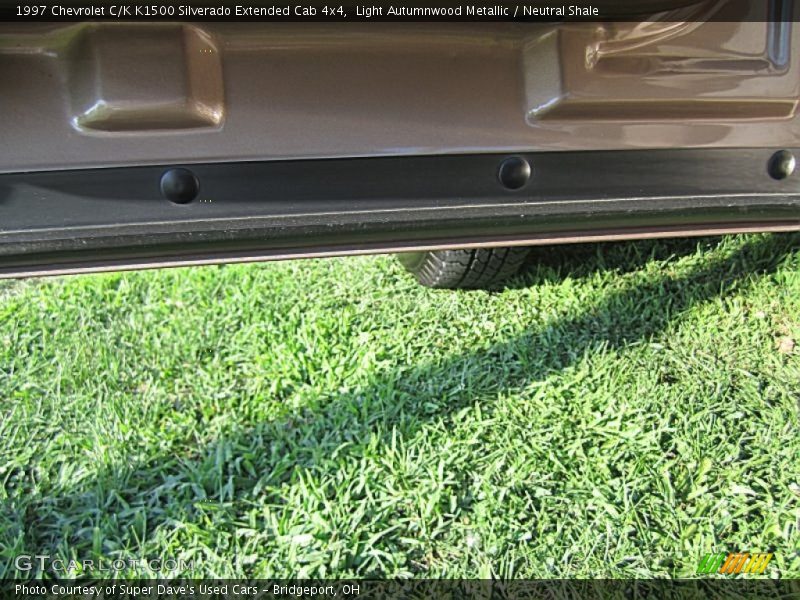 Light Autumnwood Metallic / Neutral Shale 1997 Chevrolet C/K K1500 Silverado Extended Cab 4x4