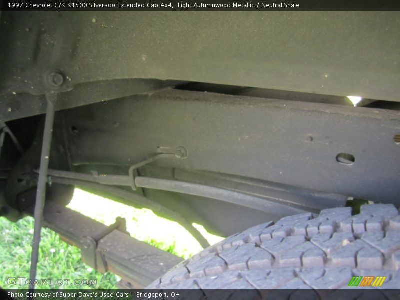 Light Autumnwood Metallic / Neutral Shale 1997 Chevrolet C/K K1500 Silverado Extended Cab 4x4
