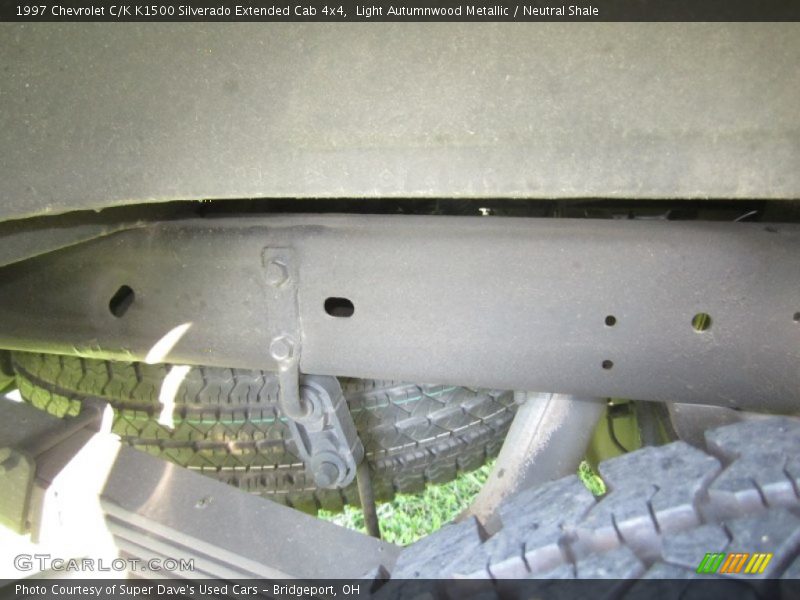 Light Autumnwood Metallic / Neutral Shale 1997 Chevrolet C/K K1500 Silverado Extended Cab 4x4