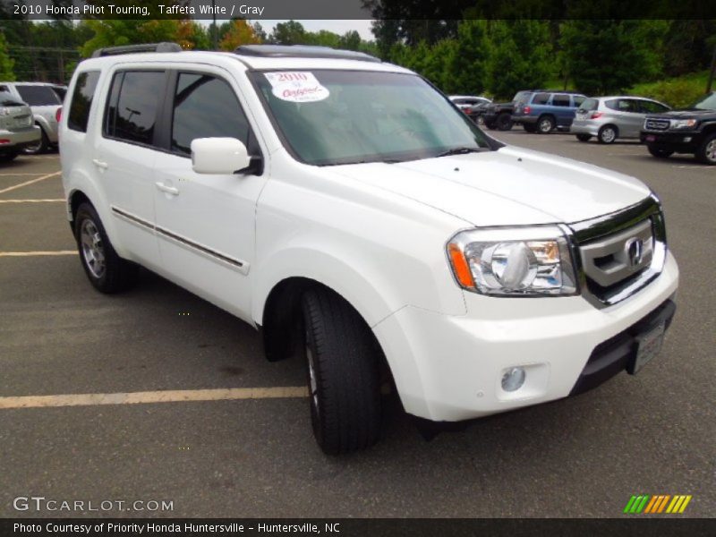 Front 3/4 View of 2010 Pilot Touring