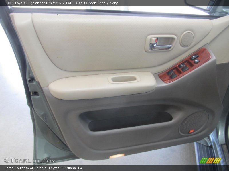 Oasis Green Pearl / Ivory 2004 Toyota Highlander Limited V6 4WD