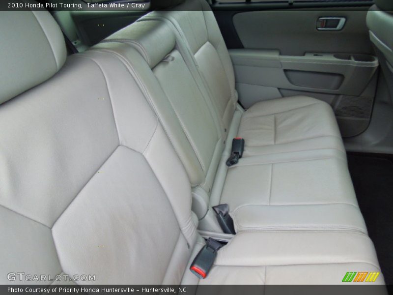 Rear Seat of 2010 Pilot Touring