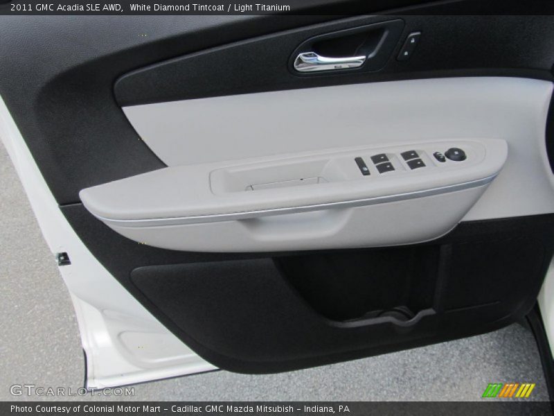 White Diamond Tintcoat / Light Titanium 2011 GMC Acadia SLE AWD