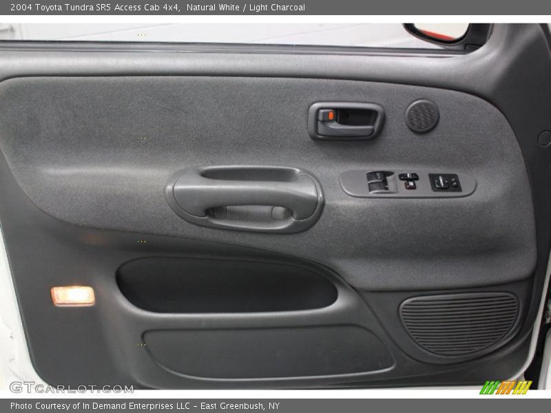 Natural White / Light Charcoal 2004 Toyota Tundra SR5 Access Cab 4x4