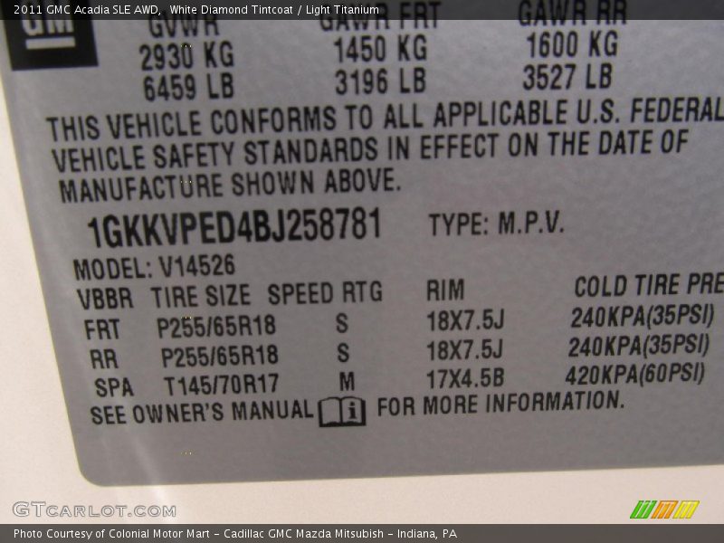 White Diamond Tintcoat / Light Titanium 2011 GMC Acadia SLE AWD