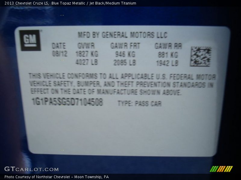 Blue Topaz Metallic / Jet Black/Medium Titanium 2013 Chevrolet Cruze LS