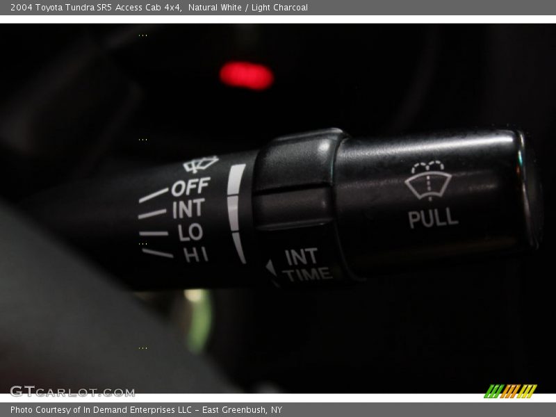 Natural White / Light Charcoal 2004 Toyota Tundra SR5 Access Cab 4x4