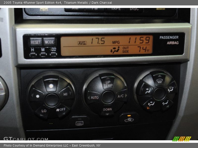 Controls of 2005 4Runner Sport Edition 4x4