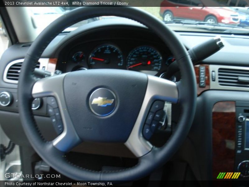  2013 Avalanche LTZ 4x4 Steering Wheel