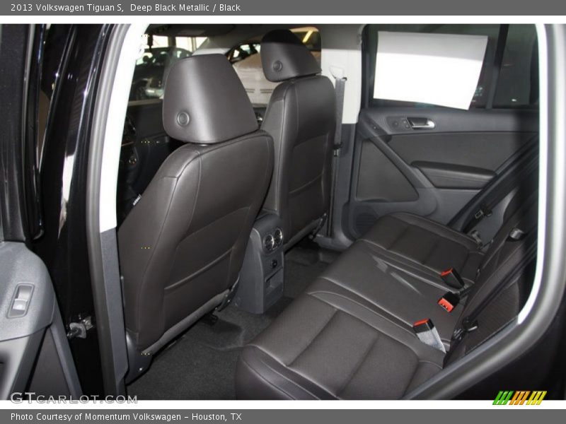 Deep Black Metallic / Black 2013 Volkswagen Tiguan S