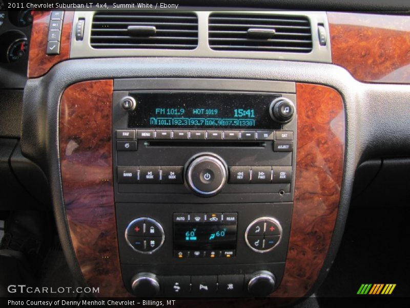 Summit White / Ebony 2011 Chevrolet Suburban LT 4x4