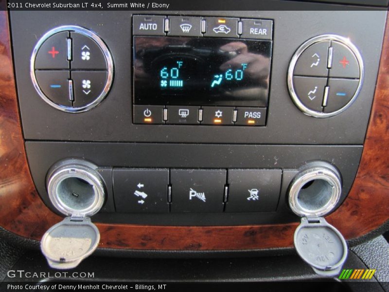 Summit White / Ebony 2011 Chevrolet Suburban LT 4x4