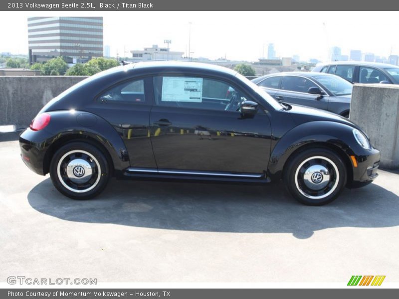 Black / Titan Black 2013 Volkswagen Beetle 2.5L