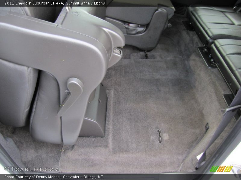 Summit White / Ebony 2011 Chevrolet Suburban LT 4x4