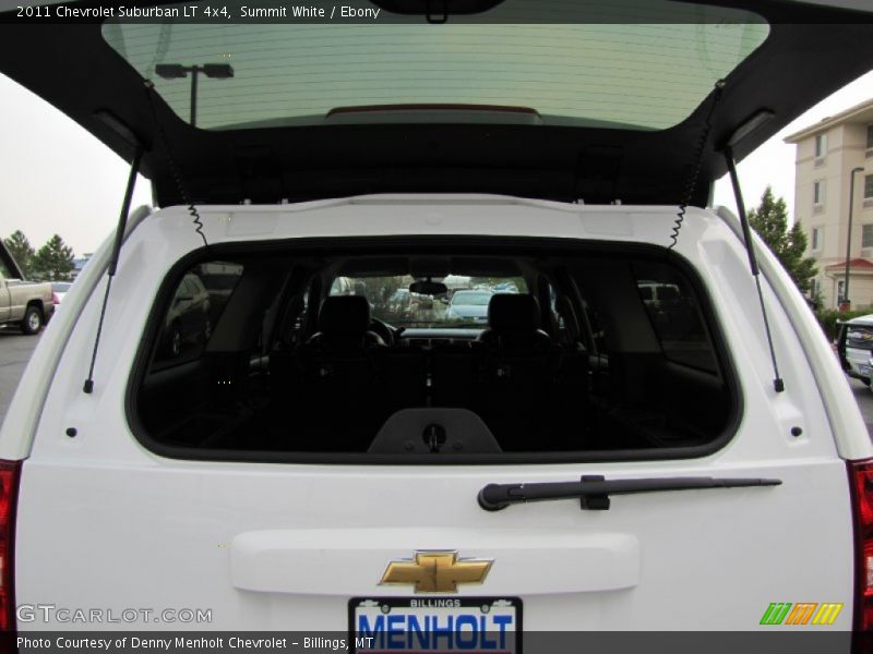 Summit White / Ebony 2011 Chevrolet Suburban LT 4x4