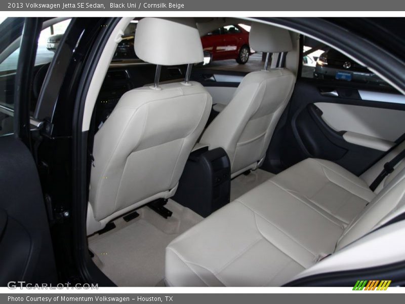 Black Uni / Cornsilk Beige 2013 Volkswagen Jetta SE Sedan