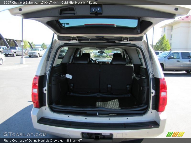 Gold Mist Metallic / Ebony 2007 Chevrolet Suburban 1500 LT 4x4
